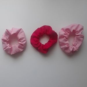 3-Pack Pink Scrunchies